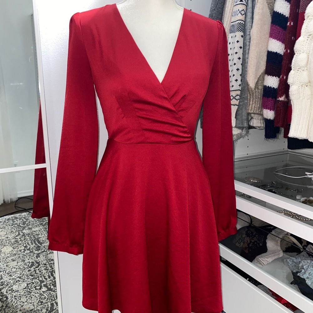 RED Long Sleeve Surplice Fit And Flare Dress XS
